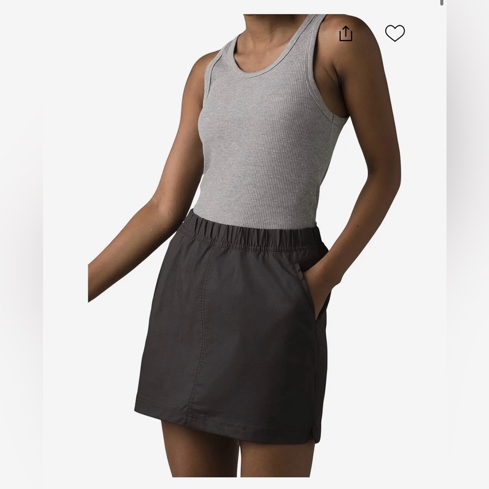 NWT Prana Women's Charcoal Grey Double Peak Skort